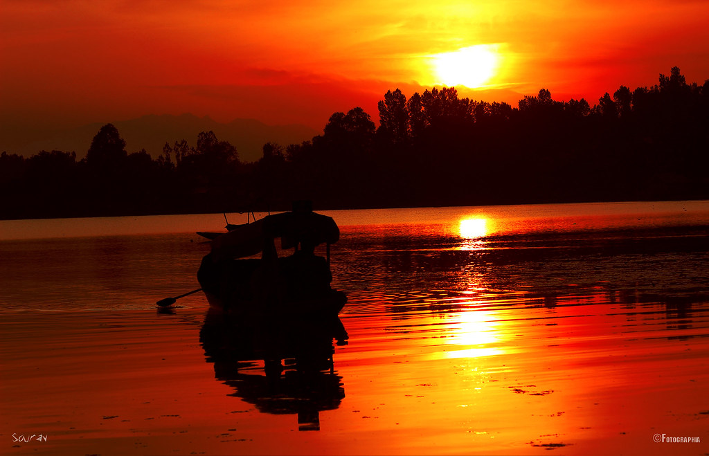 Mansbal Lake Sunset