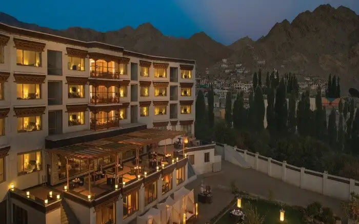 Ladakh Hotel